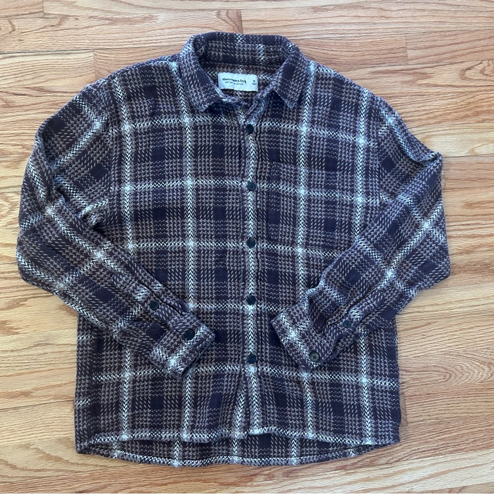 Abercrombie & Fitch Men's Brown and Cream Plaid Shirt